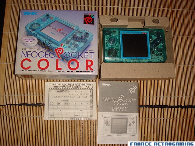 Neo Geo Pocket Color version Crystal Blue japonaise